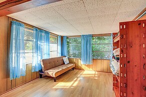 Boathouse w/ Screened Porch: Riverfront Escape!