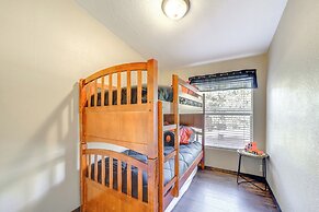 Mountain-view Home w/ Deck in Pine