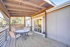 Mountain-view Home w/ Deck in Pine