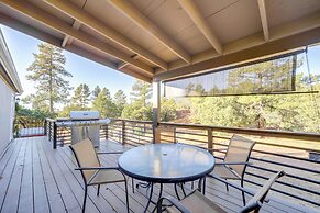 Mountain-view Home w/ Deck in Pine