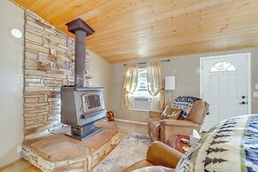 Mountain-view Home w/ Deck in Pine