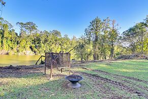 Riverfront Fishing: Home in Columbus w/ Grill