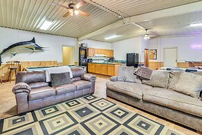 Riverfront Fishing: Home in Columbus w/ Grill