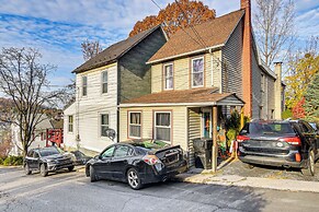 Bethlehem Home w/ Patio & Amazing Sunset Views!