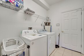 11 Mi to Disney: Family-friendly Davenport Home