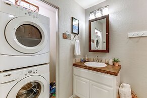 Balcony, Pool & Beach Access: Port Aransas Condo!