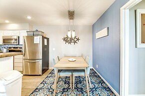 Balcony, Pool & Beach Access: Port Aransas Condo!