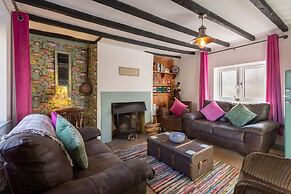 Host Stay Candyfloss Cottage