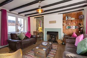 Host Stay Candyfloss Cottage