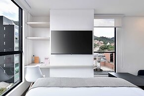 w Charming Loft in Santa Barbara