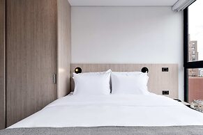 w Charming Loft in Santa Barbara