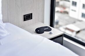 w Charming Loft in Santa Barbara