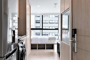 w Charming Loft in Santa Barbara