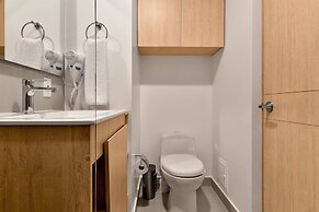 w Charming Loft in Santa Barbara