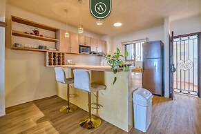 2BR Condo With Ocean View - Private Terrace