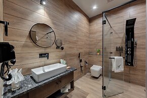 The Fern Heaven on The Hills Resort