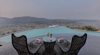 The Fern Heaven on The Hills Resort