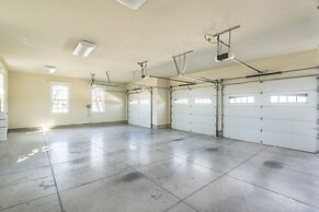 Luxurious 4-Bedroom Oasis with Private Pool Home