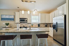 Wooded Lake Retreat 3 Bedroom Home