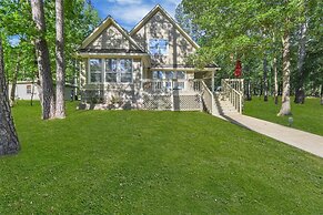 Wooded Lake Retreat 3 Bedroom Home