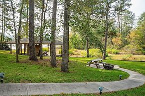 Wooded Lake Retreat 3 Bedroom Home