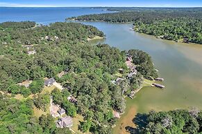 Wooded Lake Retreat 3 Bedroom Home