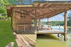 Wooded Lake Retreat 3 Bedroom Home