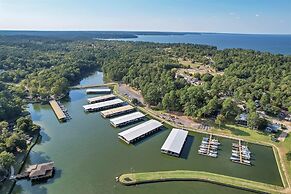 Wooded Lake Retreat 3 Bedroom Home