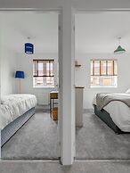 Cotswold Green - Sleeps 5 - Free EV Charge