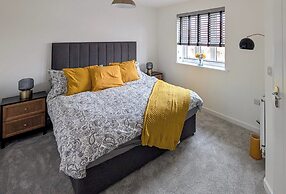 Cotswold Green - Sleeps 5 - Free EV Charge