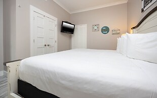 Phoenix X 102 1 Bedroom Condo