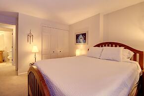 Ten Mile Haus C-9 2 Bedroom Condo