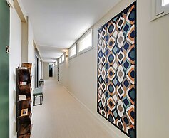 Modern 