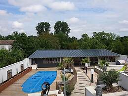 Amazing Villa in Nuaille-d'aunis With Sauna