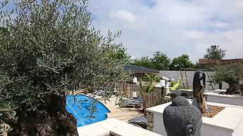 Magnificent Villa in Nuaille-d'aunis With Wellness