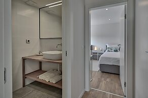 Modern Villa With Private Pool and Terrace