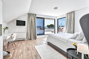 Modern Villa With Private Pool and Terrace