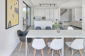 Modern Villa With Private Pool and Terrace