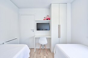 Modern Villa With Private Pool and Terrace