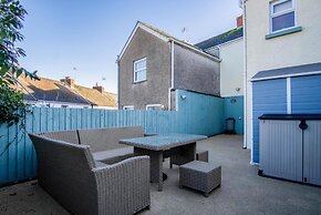 Ty George - 3 Bedroom Cottage - Tenby
