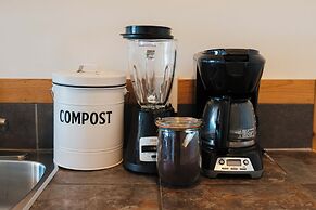 Secluded Oceanfront Apartment