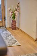 Apartment Eastside Top 8