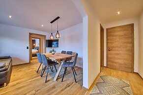 Apartment Eastside Top 8