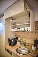 Apartment Eastside Top 8