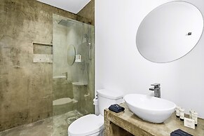 LUX Villas by Bocobay