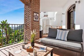 Los Arqueros Sunny Balcony With Pool - Ref M52