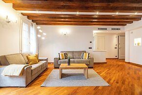 Tolentini Terrace by Wonderful Italy