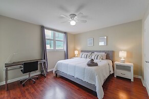 Modern Comfort in the Heart of Brickell