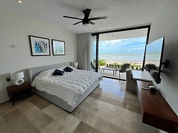 SIELA Beachfront Apartment-Ground Floor