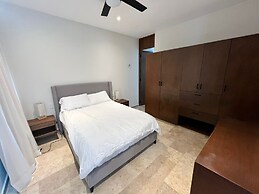 SIELA Beachfront Apartment-Ground Floor